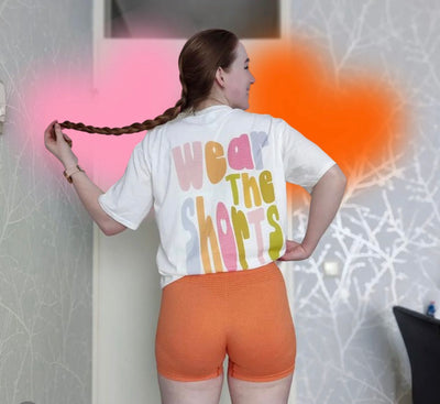 WEAR THE SHORTS - TEE